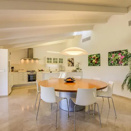 Es Coste Villa